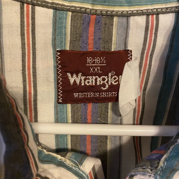 Vintage Wrangler Western Wear Shirt Pearl snaps - Picture 2 of 5